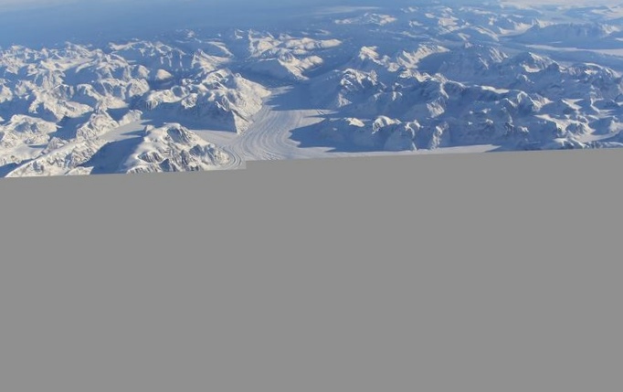 Гренландию поедает «ледяной червь» – nasa