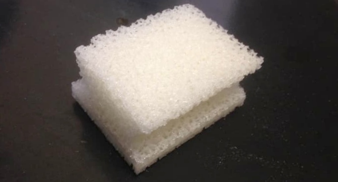 Ученые создали готовую к применению очищающую губку при помощи 3d-принтера