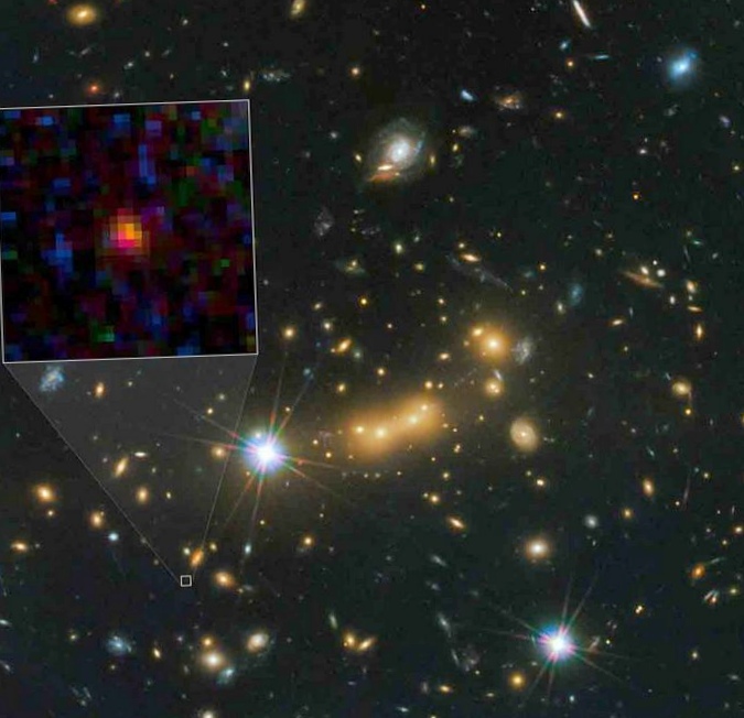 Во вселенной обнаружен колоссальный галактический бутерброд